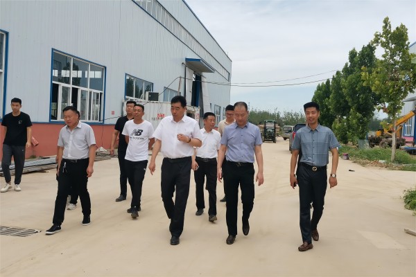 菏澤成武城投公司l領導蒞臨山東原味原酒業公司指導工作